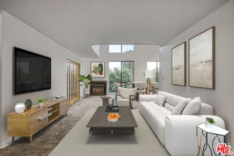 13331 Moorpark Street 352 Sherman Oaks CA 91423