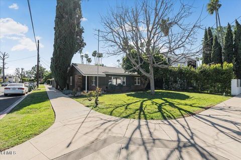 Photo of 13902 Calvert Street, Los Angeles, CA 91401 (MLS # V1-35112)