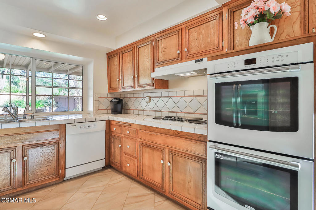 Saratoga Hills-868 - 868 - Residential