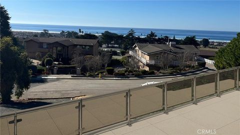 Tiny photo for 670 Sequoia Court, Morro Bay, CA 93442 (MLS # SC25192365)