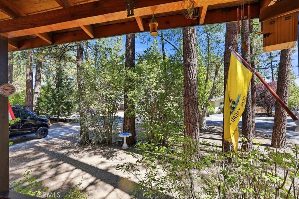 328 E Mojave