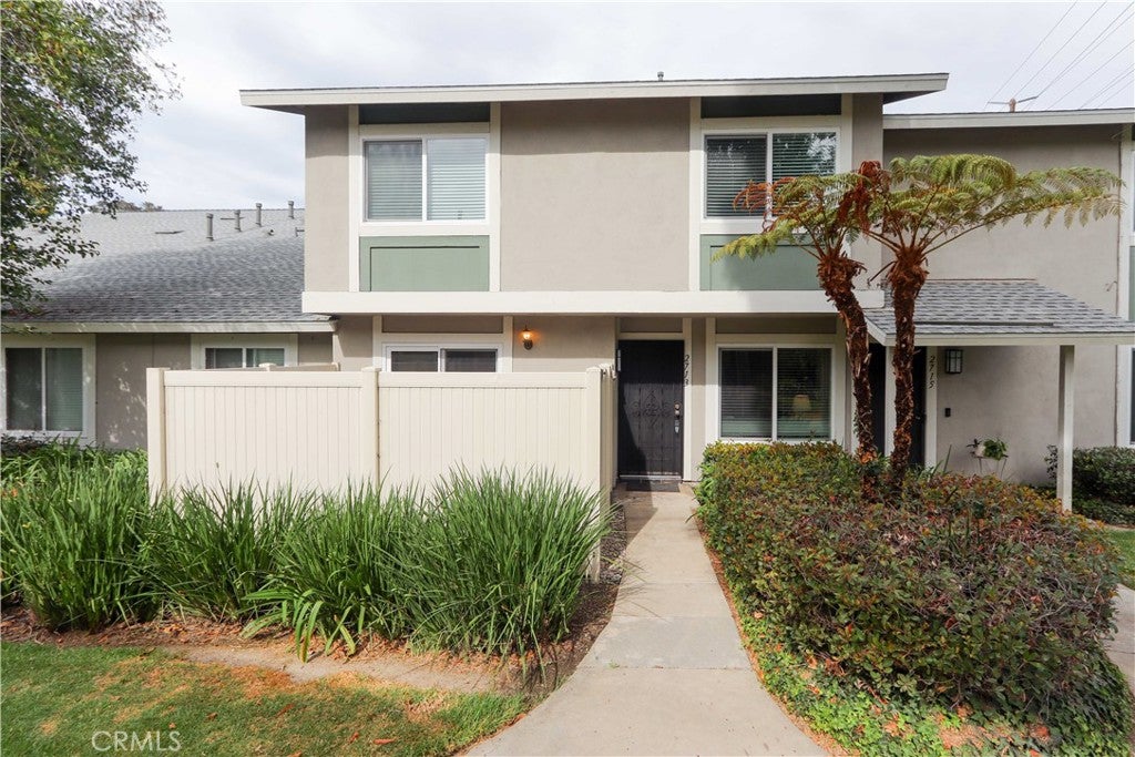 2713 W Northwood