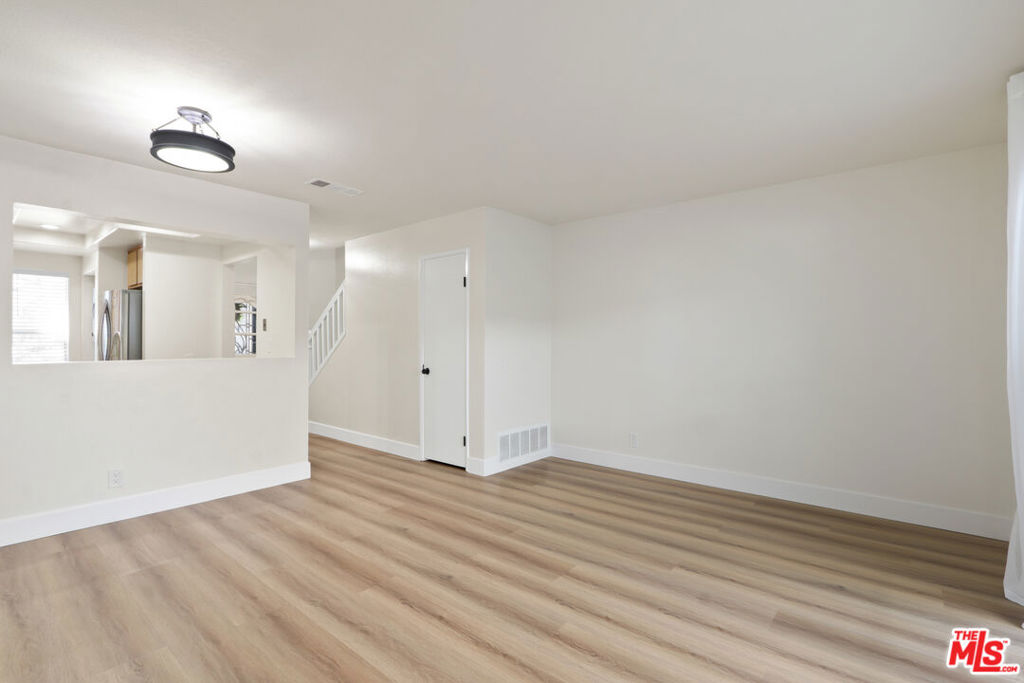 121 Abbeywood Lane