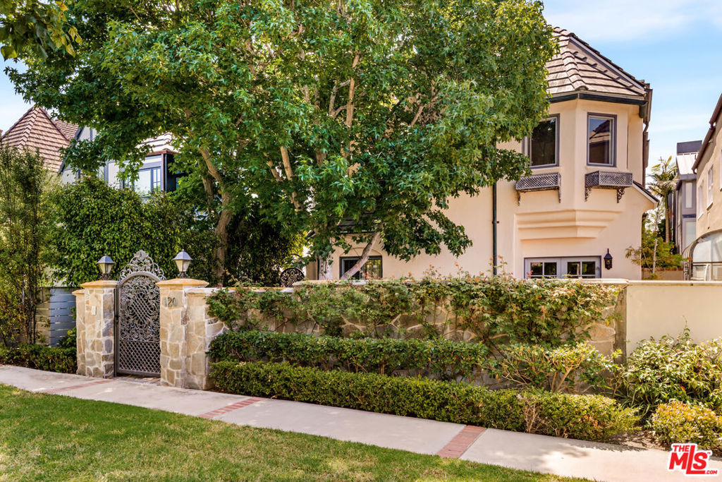 Welcome to 120 Northstar Mall, a beautifully updated coastal home located in the highly sought-after Silver Strand neighborhood of Marina del Rey. This expansive residence offers approximately 2,706 square feet of living space with 3 bedrooms and 3 bathrooms, thoughtfully designed with a bright, open floor plan perfect for modern living and entertaining. The main level features a spacious living room with high ceilings, abundant natural light, and a cozy fireplace, seamlessly flowing into a formal dining area and a chef's kitchen outfitted with high-end appliances, a large center island, and custom cabinetry. Upstairs, the luxurious primary suite offers a private retreat with soaring ceilings and an expansive runway of closet space that leads to a spa-inspired bathroom featuring a jetted soaking tub and a steam shower. Additional bedrooms are well-proportioned and versatile, ideal for family, guests, or home office needs. The home also boasts a beautifully landscaped private backyard perfect for outdoor dining, lounging, and enjoying the Southern California lifestyle. A private rooftop deck provides even more space for relaxing, entertaining, watching the stars, or enjoying the coastal breeze. An attached two-car garage provides convenient parking and extra storage. The Silver Strand community also features 24-hour private security patrol, offering peace of mind and an added layer of privacy. Situated just moments from the sand, the canals, and the Marina, this home offers easy access to the best of the Westside, including Venice Beach, Abbot Kinney, waterside restaurants, shops, and top-rated schools. Experience the ultimate in beachside living at 120 Northstar Mall where luxury, comfort, and location come together effortlessly.