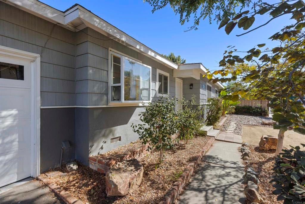 726 Windsor Court