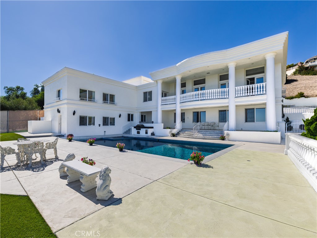 30323 Palos Verdes E