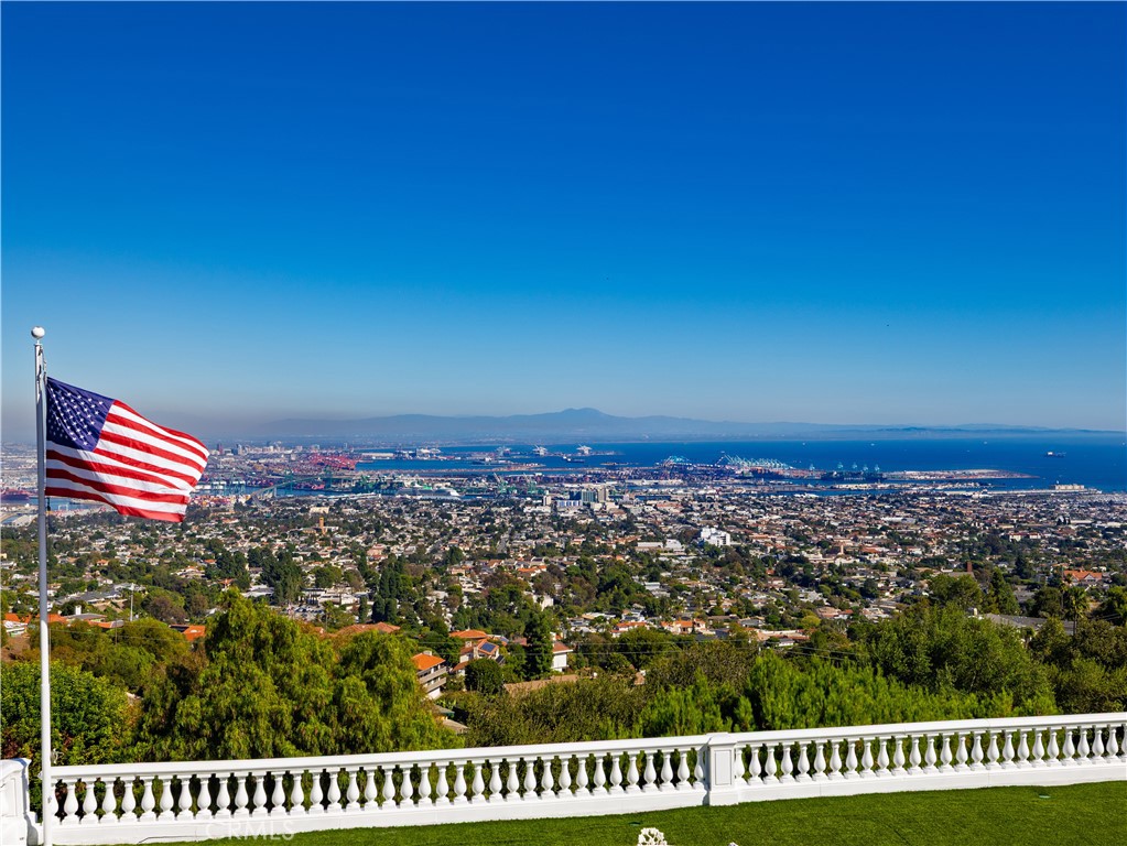 30323 Palos Verdes E