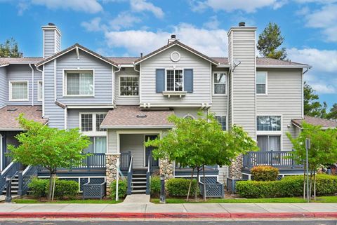 Photo of 1148 Pointe Hope, San Jose, CA 95131 (MLS # ML82041847)