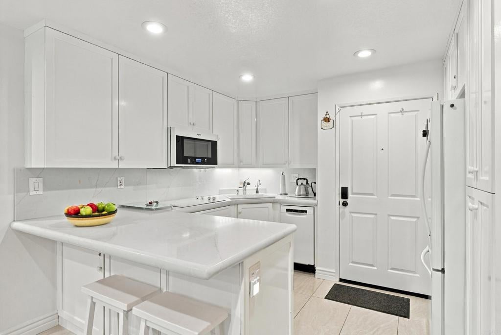 1562 Camino Del Mar 443