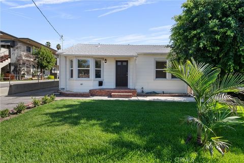 Photo of 3820 Orangedale Ave, Montrose, CA 91020 (MLS # GD26089296)