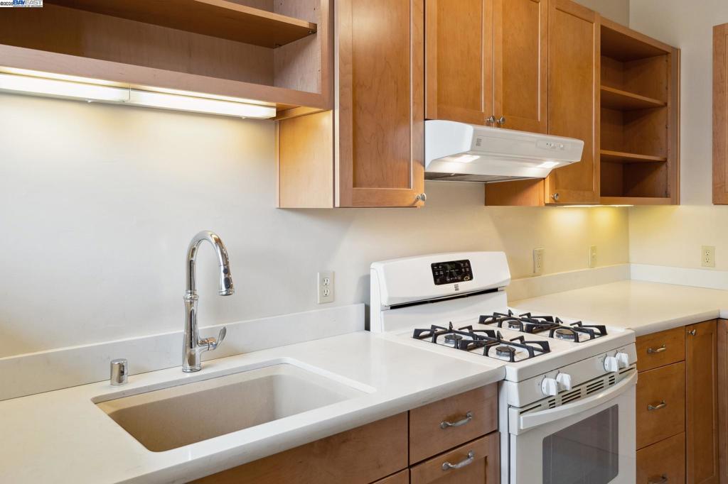 WEST END - Residential Income