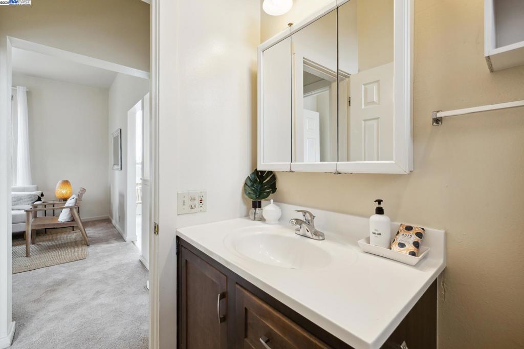 WEST END - Residential Income