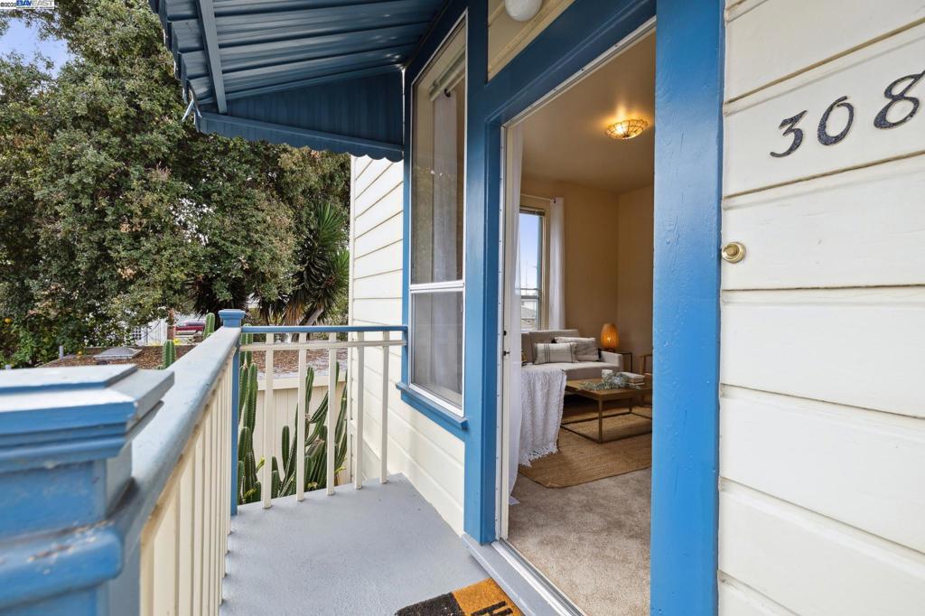 WEST END - Residential Income