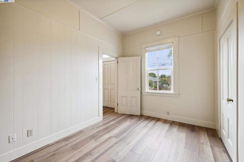 WEST END - Residential Income