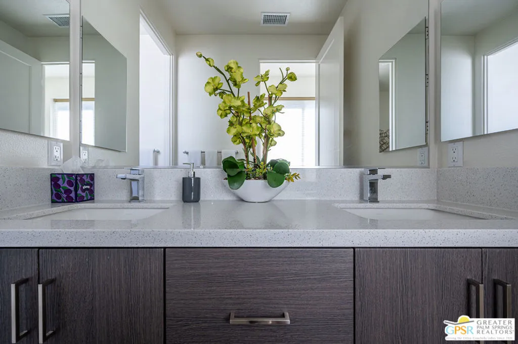 Palm Springs, California 92262, United States, 3 Bedrooms Bedrooms, ,3 BathroomsBathrooms,Residential,Active,132115