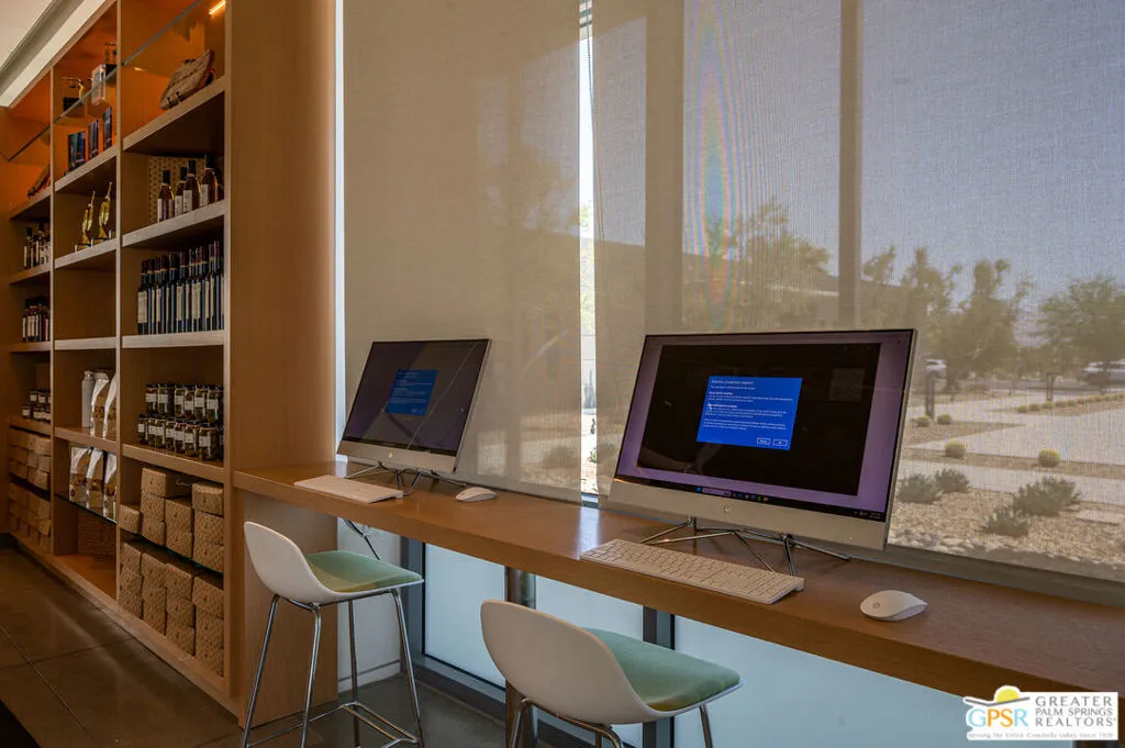 Palm Springs, California 92262, United States, 3 Bedrooms Bedrooms, ,3 BathroomsBathrooms,Residential,Active,132115