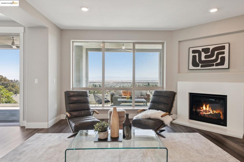 6757 Skyview Dr