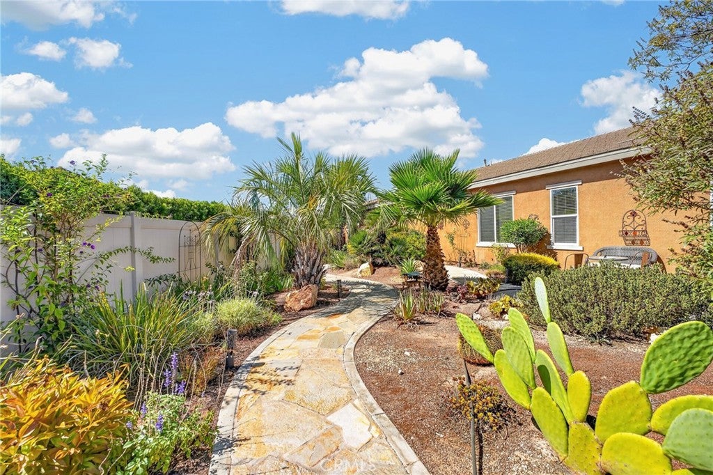 1490 Tinkers Creek
