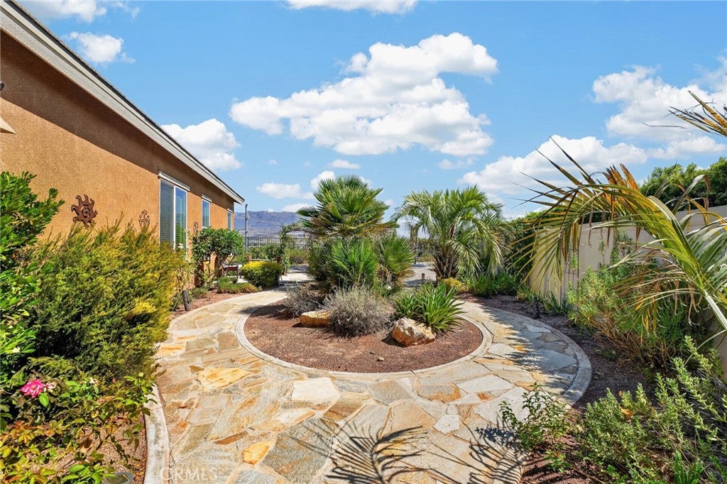 1490 Tinkers Creek