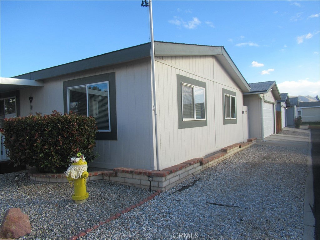 21621 Sandia Road 33