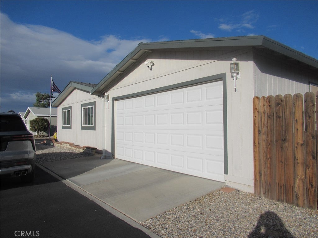 21621 Sandia Road 33