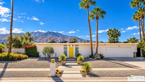 Photo of 657 N Juanita Drive, Palm Springs, CA 92262 (MLS # 26994419PS)