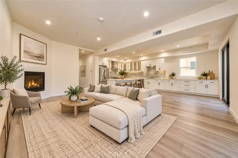 MLS: IG26218237