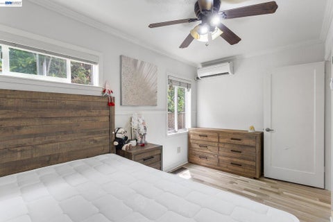 Tiny photo for 3270 Keith Ave Ave, Castro Valley, CA 94546 (MLS # 41142285)