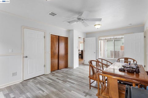 Tiny photo for 3270 Keith Ave Ave, Castro Valley, CA 94546 (MLS # 41142285)