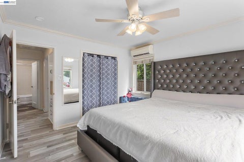 Tiny photo for 3270 Keith Ave Ave, Castro Valley, CA 94546 (MLS # 41142285)