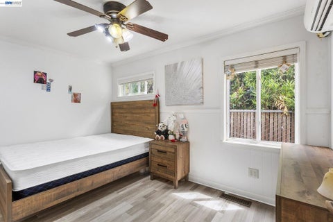 Tiny photo for 3270 Keith Ave Ave, Castro Valley, CA 94546 (MLS # 41142285)