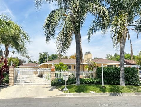 17533 Raymer Street Sherwood Forest CA 91325