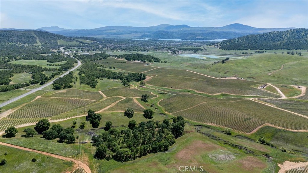 895 State Highway 53