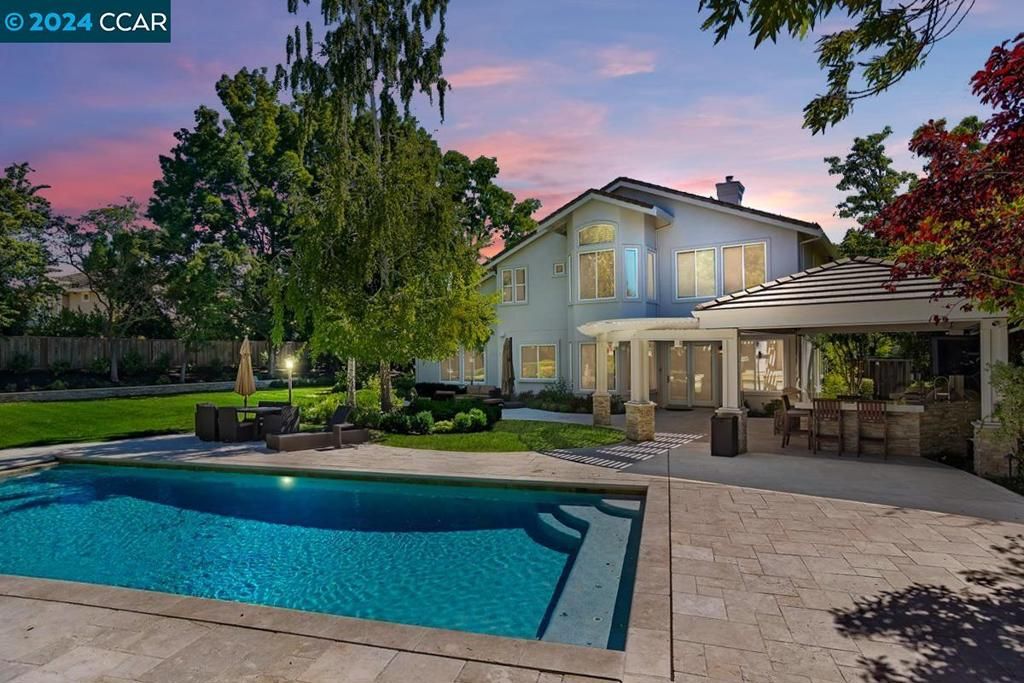 listing image 130721316322427569992