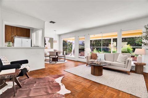 Photo of 7862 Jellico Avenue, Northridge, CA 91325 (MLS # SR26096767)
