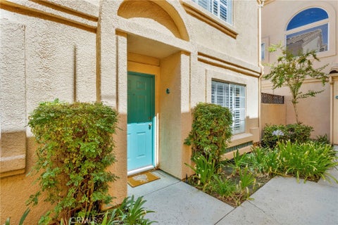 Photo of 18820 Vista Del Canon #C, Newhall, CA 91321 (MLS # HD26201300)