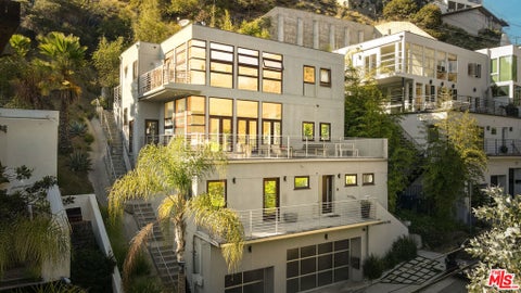 Photo of 1929 N CURSON Place, Los Angeles, CA 90046 (MLS # 26655001)