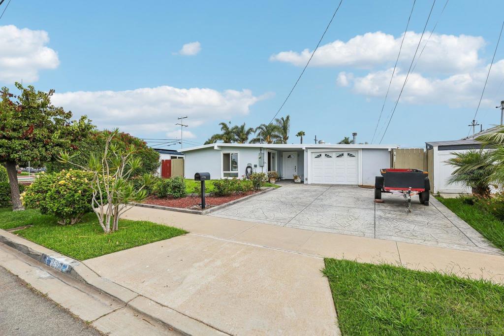 857 Holly Ave