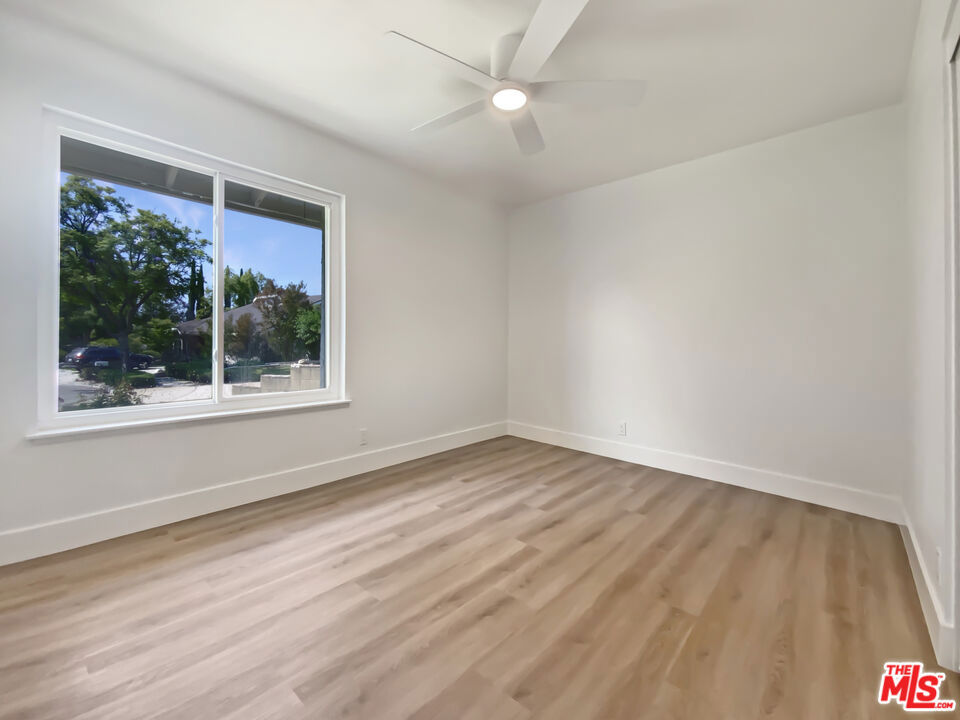 2230 La Crosse Circle