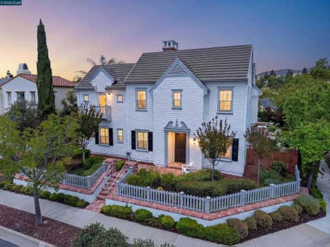 Photo of 1967 Casablanca St ST, Danville, CA 94506 (MLS # 41146202)