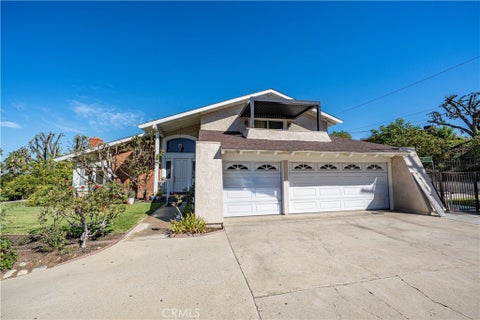 Photo of 2308 Sarandi Grande Drive, Hacienda Heights, CA 91745 (MLS # PW26226669)