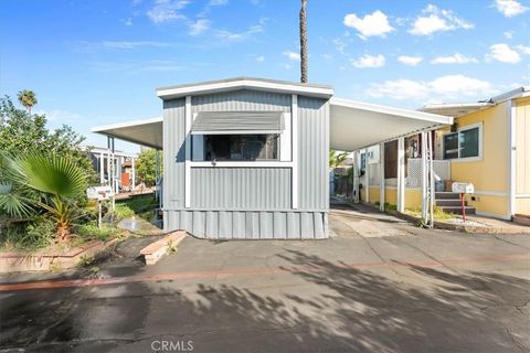 Photo of 716 N Grand ave Ave #I-5, Covina, CA 91724 (MLS # IG26025224)