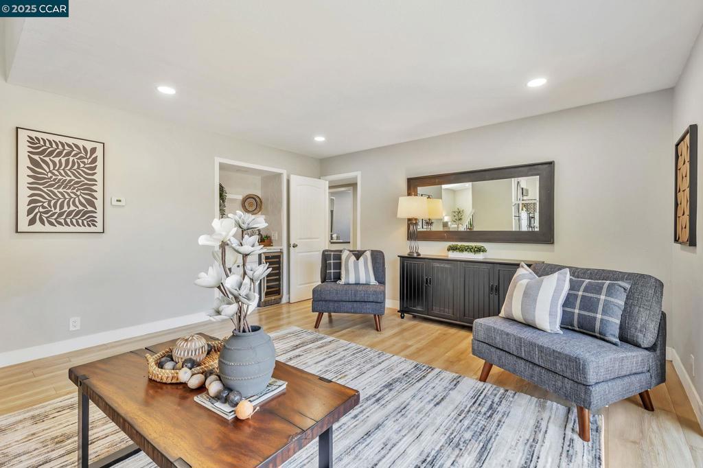 TWIN CREEKS AREA - Residential