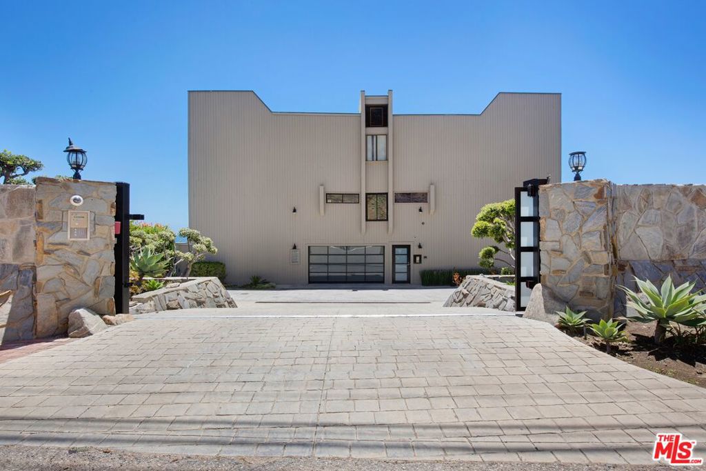 26172 Pacific Coast Highway, Malibu CA 90265