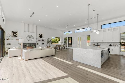 Tiny photo for 954 Colina Vista, Ventura, CA 93003 (MLS # V1-36503)