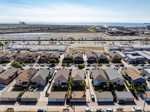Tiny photo for 341 Cuesta Del Mar Drive, Oxnard, CA 93033 (MLS # V1-28149)