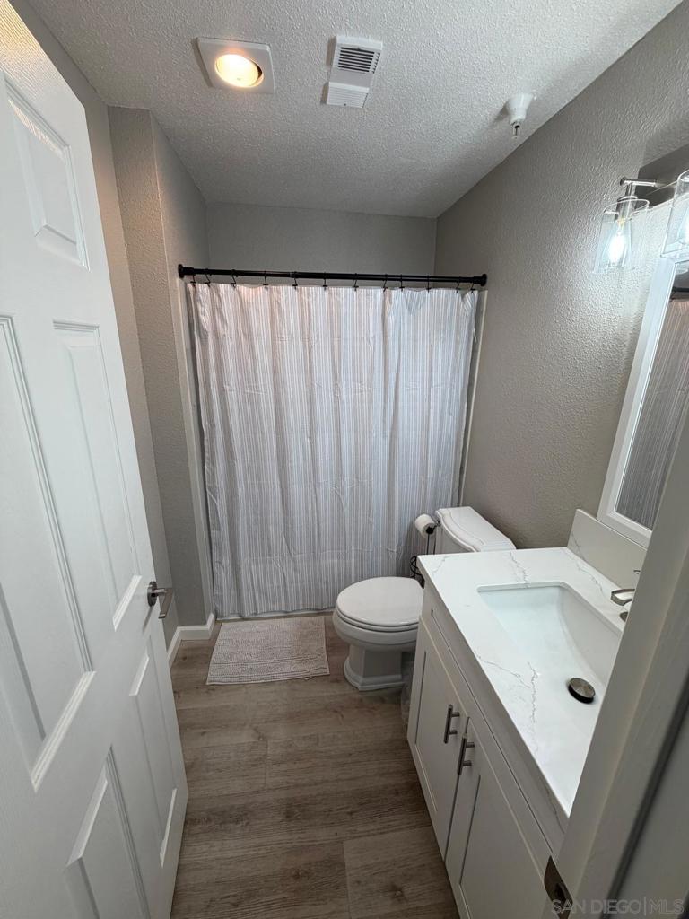 4041 Oakcrest Dr Dr 307, San Diego CA 92105