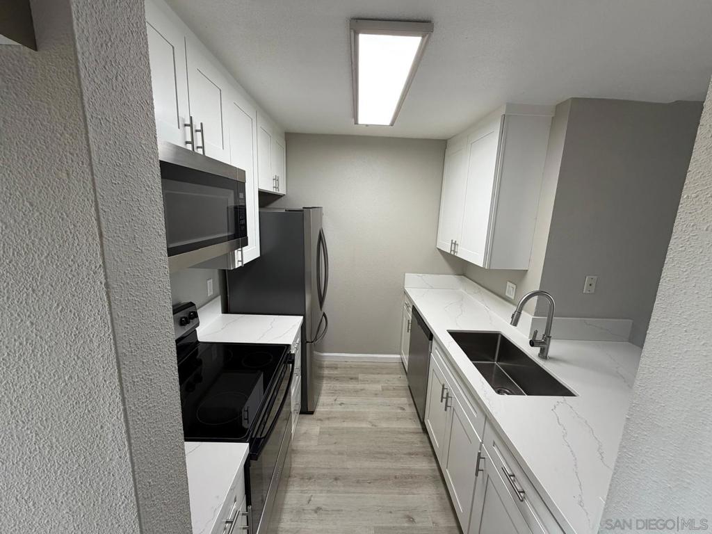 4041 Oakcrest Dr 307