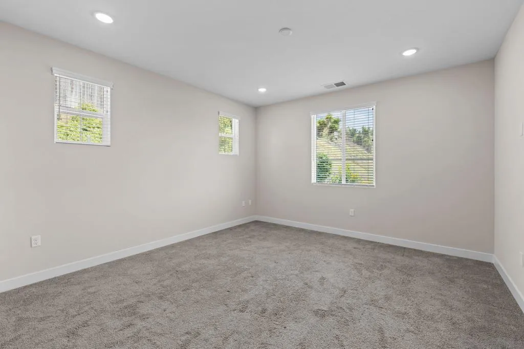 San Marcos, California 92069, United States, 4 Bedrooms Bedrooms, ,3 BathroomsBathrooms,Residential,Active,166768