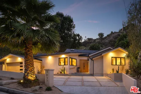 3637 Loadstone Drive, Sherman Oaks, CA 91403 - MLS#: 25610345